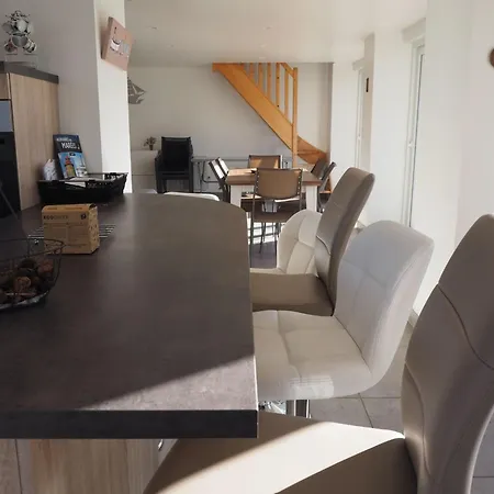 Le Bois Aux Ecureuils - Eichhoernchenwald By Interhome Fierville-les-Mines