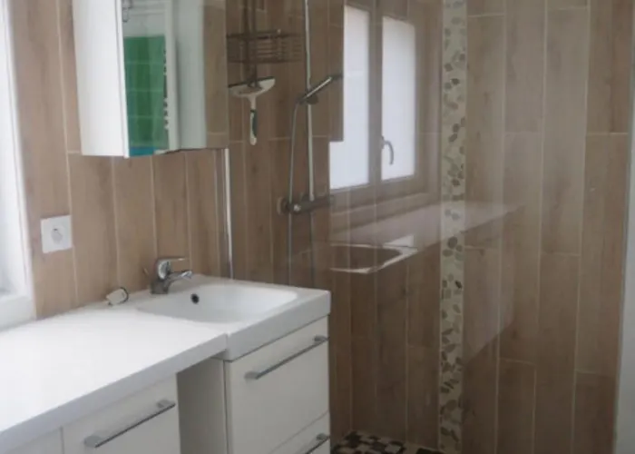 Holiday home Le Bois Aux Ecureuils - Eichhoernchenwald By Interhome Fierville-les-Mines