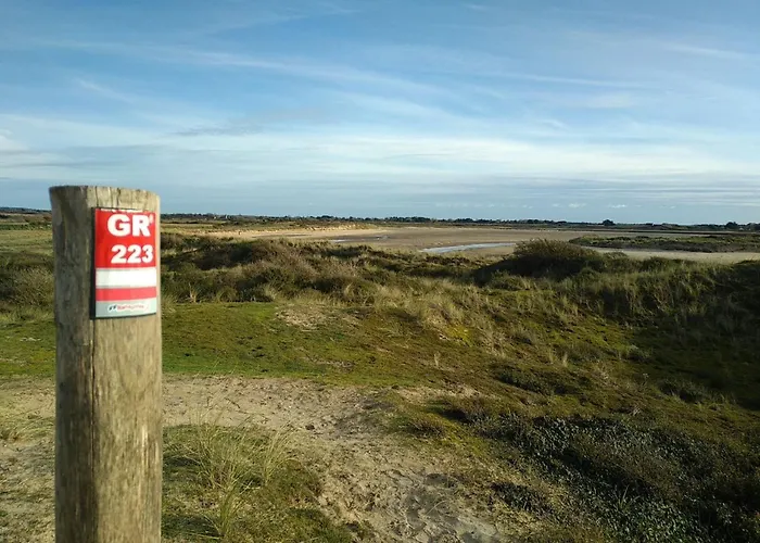 Le Bois Aux Ecureuils - Eichhoernchenwald By Interhome *